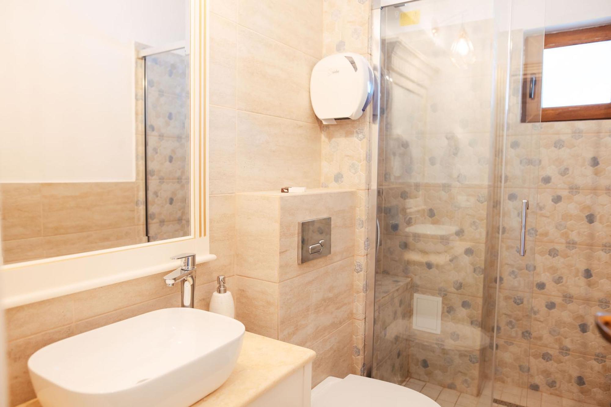 Hotel Miruna Sîmbăta de Sus المظهر الخارجي الصورة