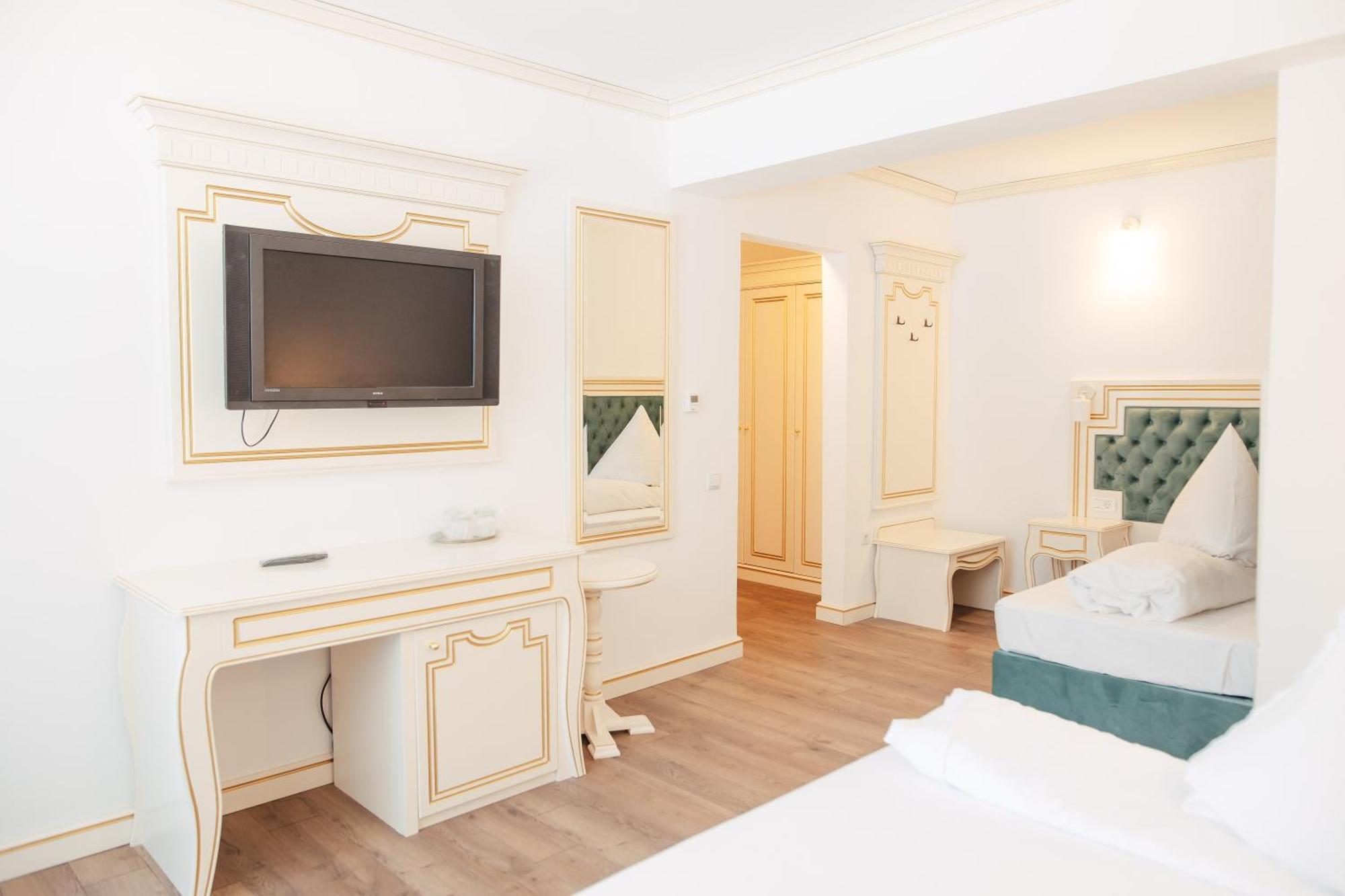 Hotel Miruna Sîmbăta de Sus المظهر الخارجي الصورة