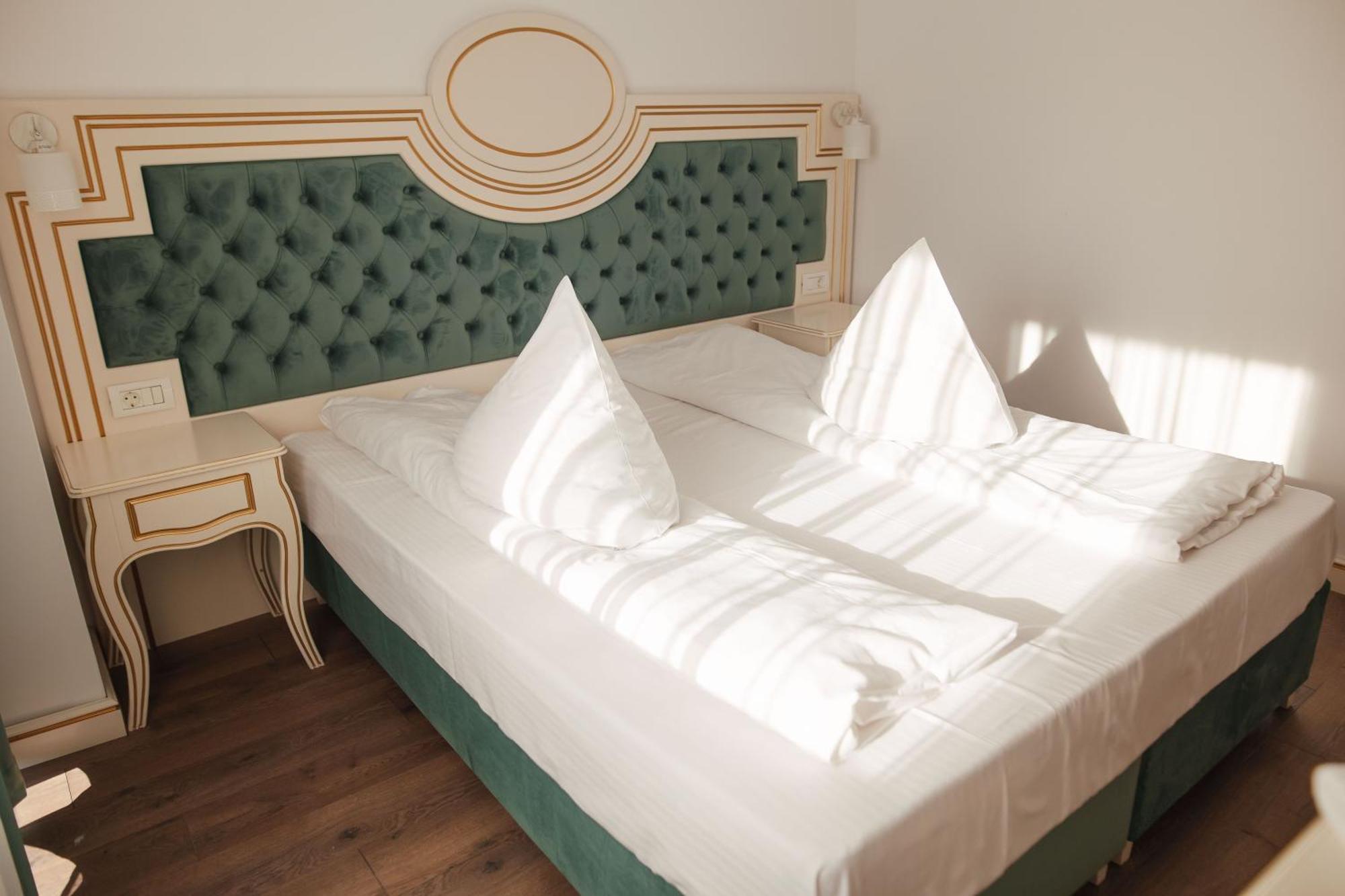 Hotel Miruna Sîmbăta de Sus المظهر الخارجي الصورة