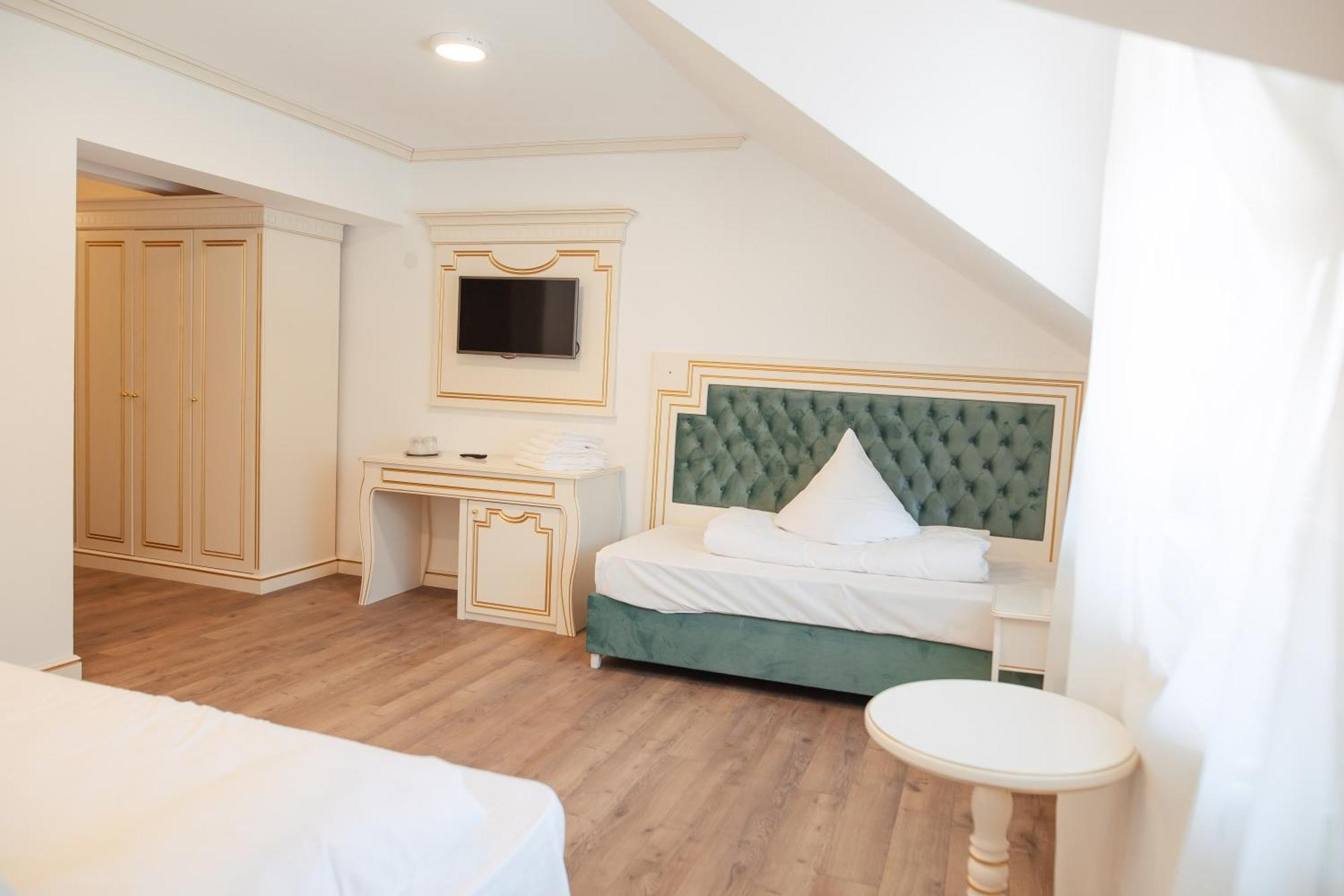 Hotel Miruna Sîmbăta de Sus المظهر الخارجي الصورة