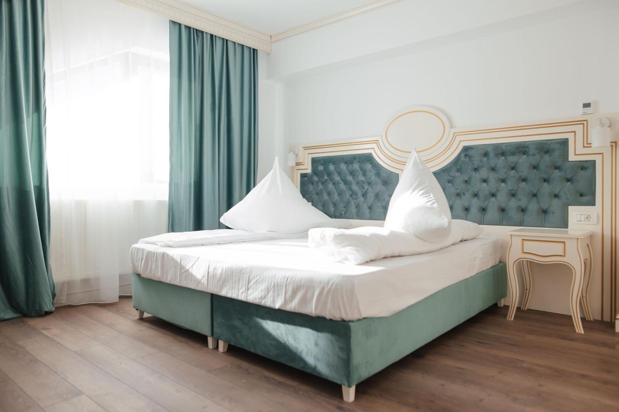 Hotel Miruna Sîmbăta de Sus المظهر الخارجي الصورة