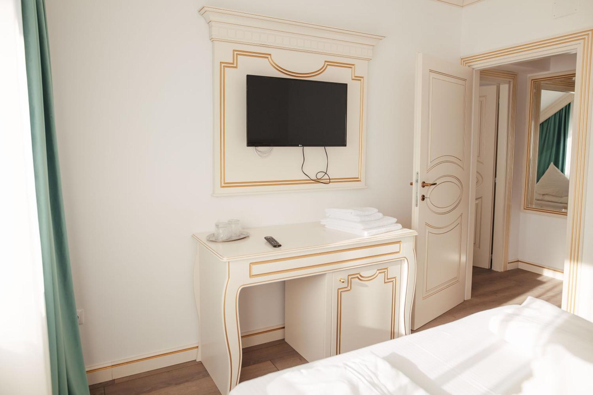 Hotel Miruna Sîmbăta de Sus المظهر الخارجي الصورة
